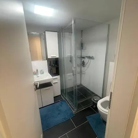 In Апартаменты *